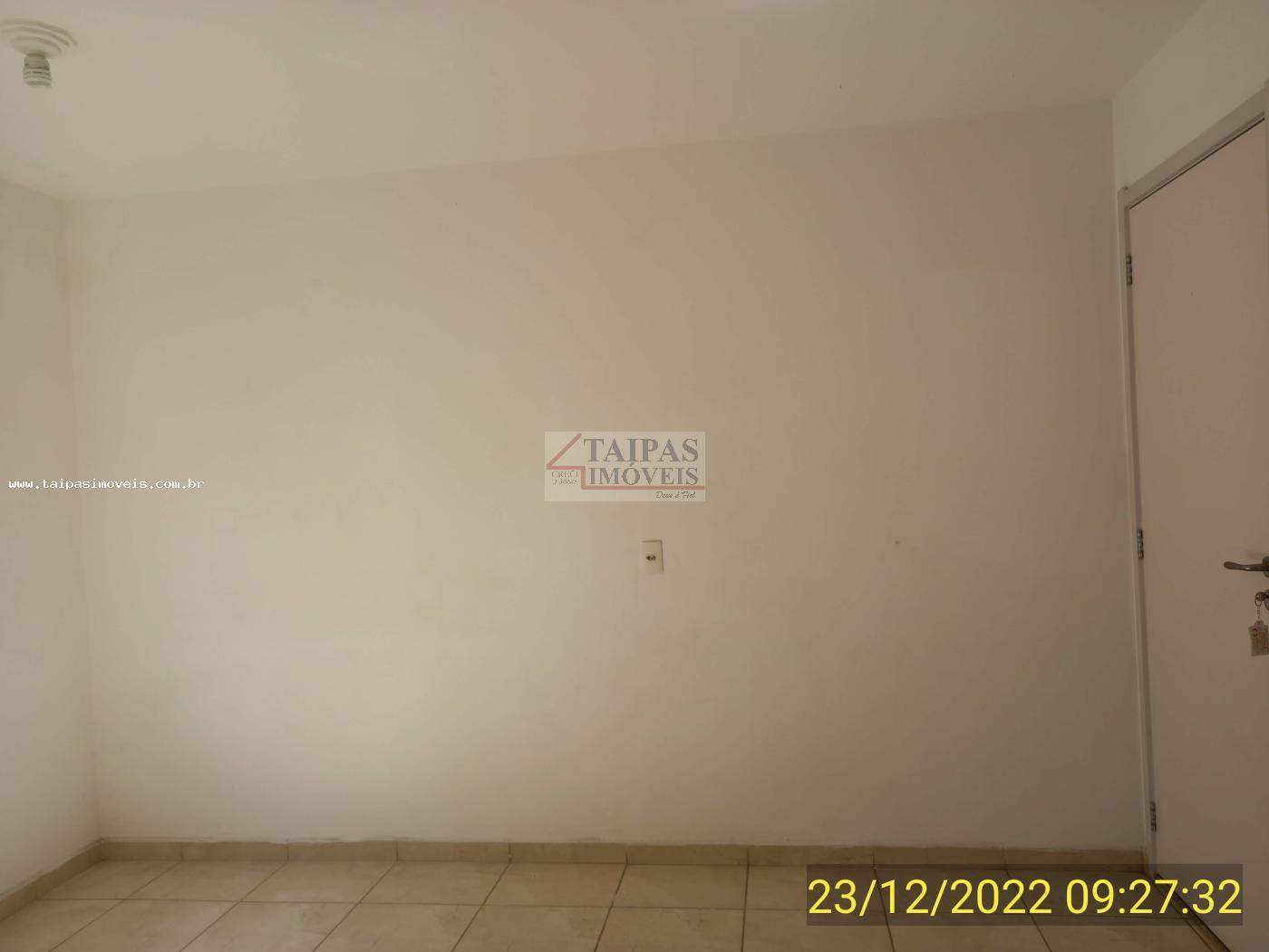 Apartamento à venda com 2 quartos, 43m² - Foto 4