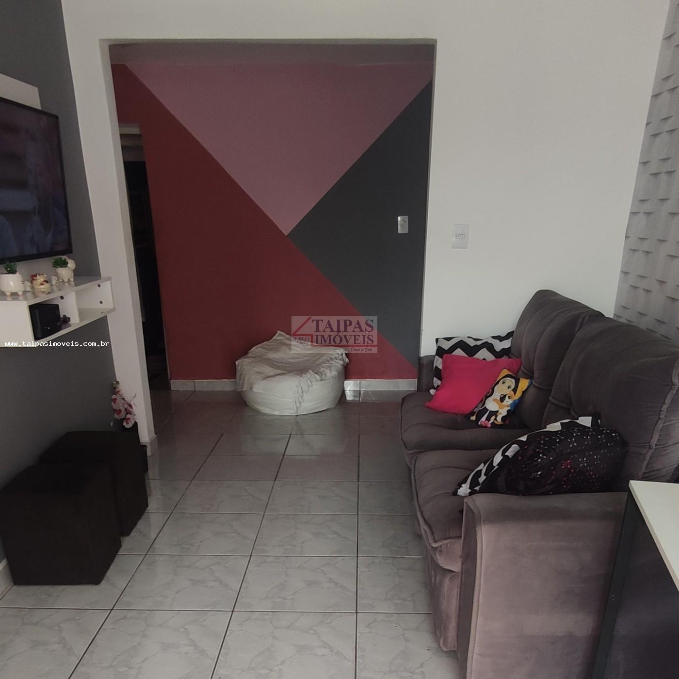 Casa à venda com 2 quartos, 125m² - Foto 11